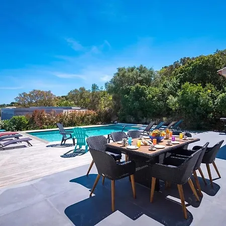 Alpanna Villa *
