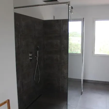 Villa Alpanna Cirendinu