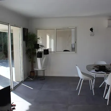 Villa Alpanna Cirendinu